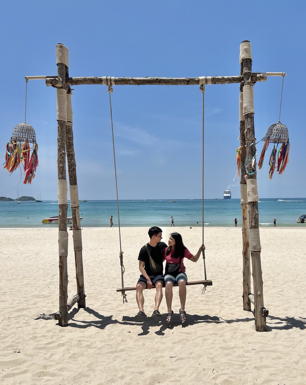 Swing along
